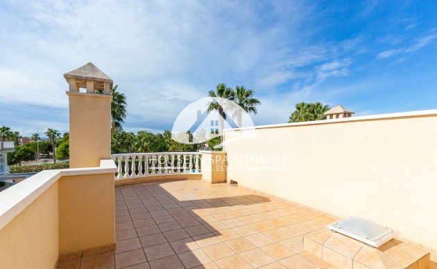 Resale - Villa - Guardamar del Segura - Guardamar - El Raso