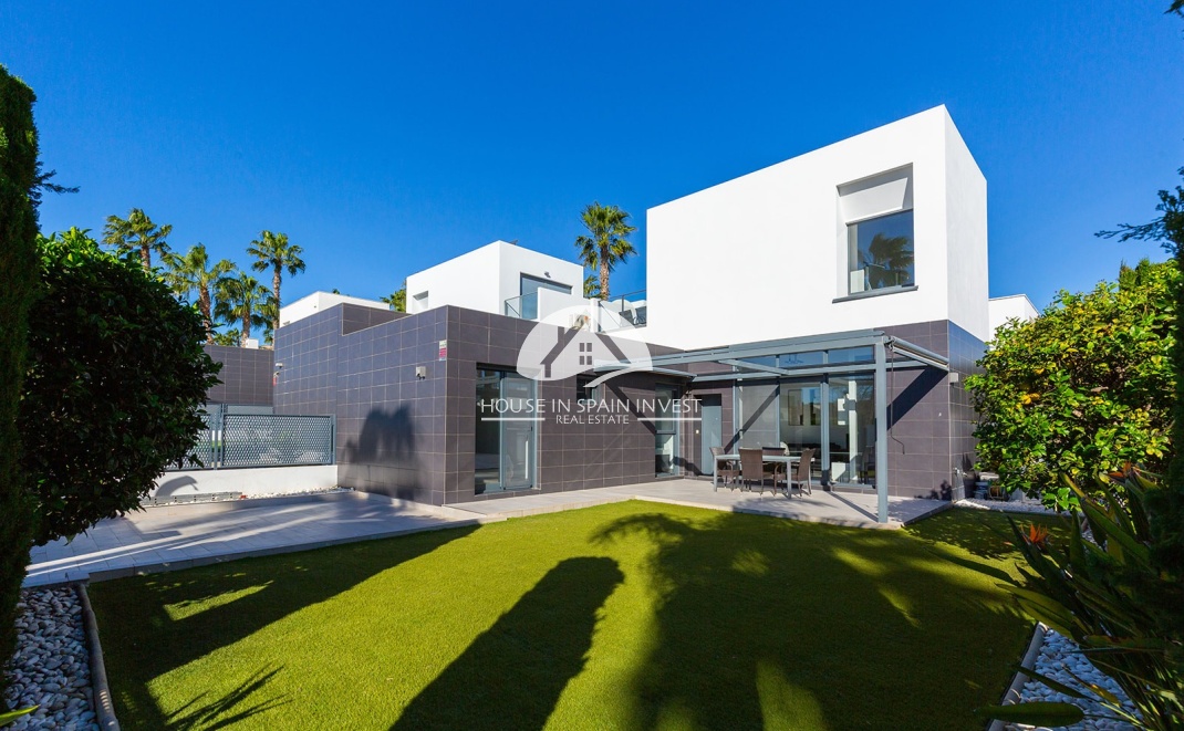 Resale - Townhouse - Algorfa - La finca Golf