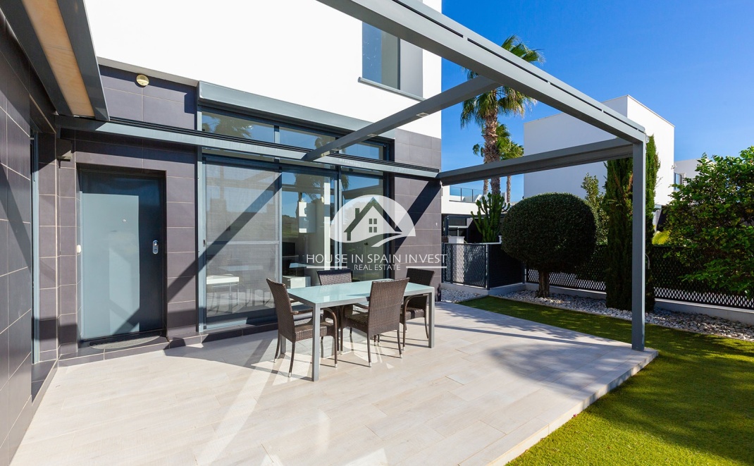 Resale - Townhouse - Algorfa - La finca Golf