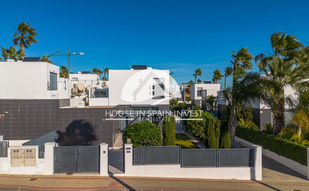 Resale - Townhouse - Algorfa - La finca Golf