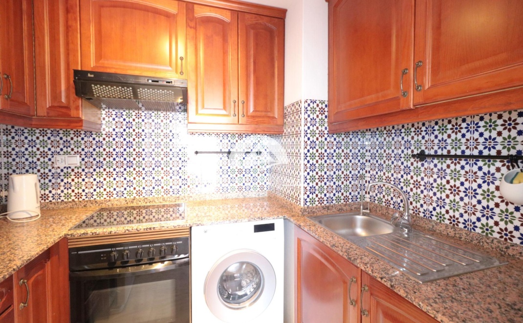 Resale - Apartment  - Torrevieja - Los Frutales