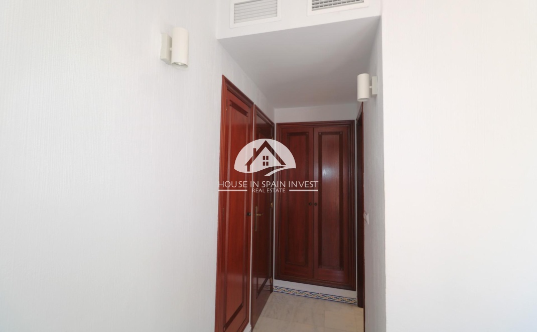 Resale - Apartment  - Torrevieja - Los Frutales