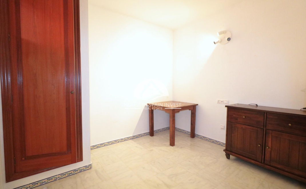 Resale - Apartment  - Torrevieja - Los Frutales