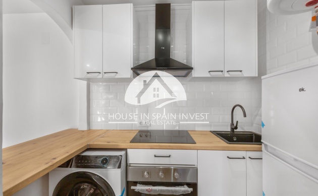 Resale - Apartment  - Torrevieja - La Mata