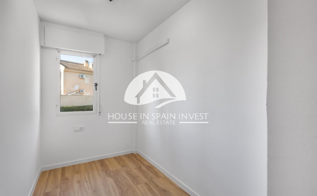 Resale - Apartment  - Torrevieja - La Mata