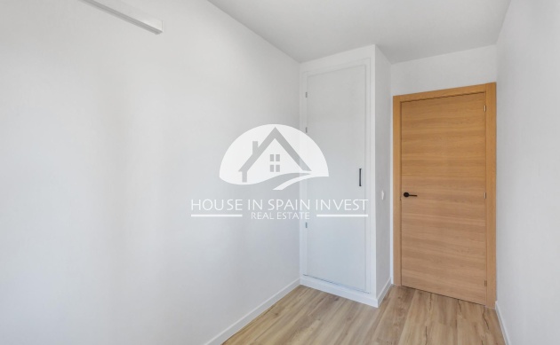 Resale - Apartment  - Torrevieja - La Mata