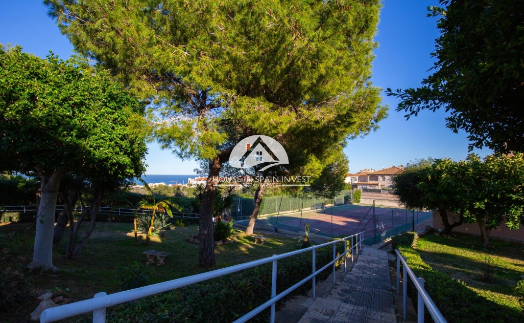 Resale - Apartment  - Torrevieja - La Mata