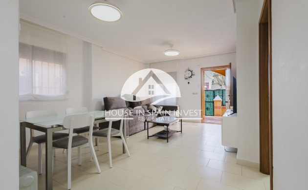 Resale - Villa - Torrevieja - Aguas Nuevas - Sector 25