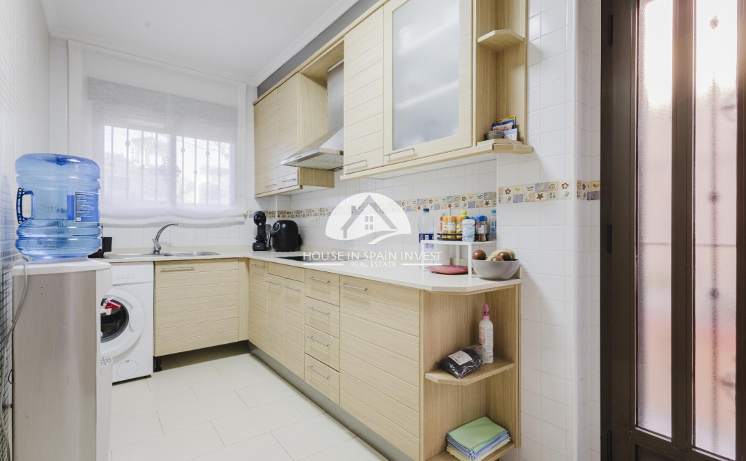 Resale - Villa - Torrevieja - Aguas Nuevas - Sector 25