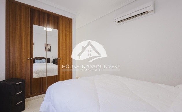 Resale - Villa - Torrevieja - Aguas Nuevas - Sector 25