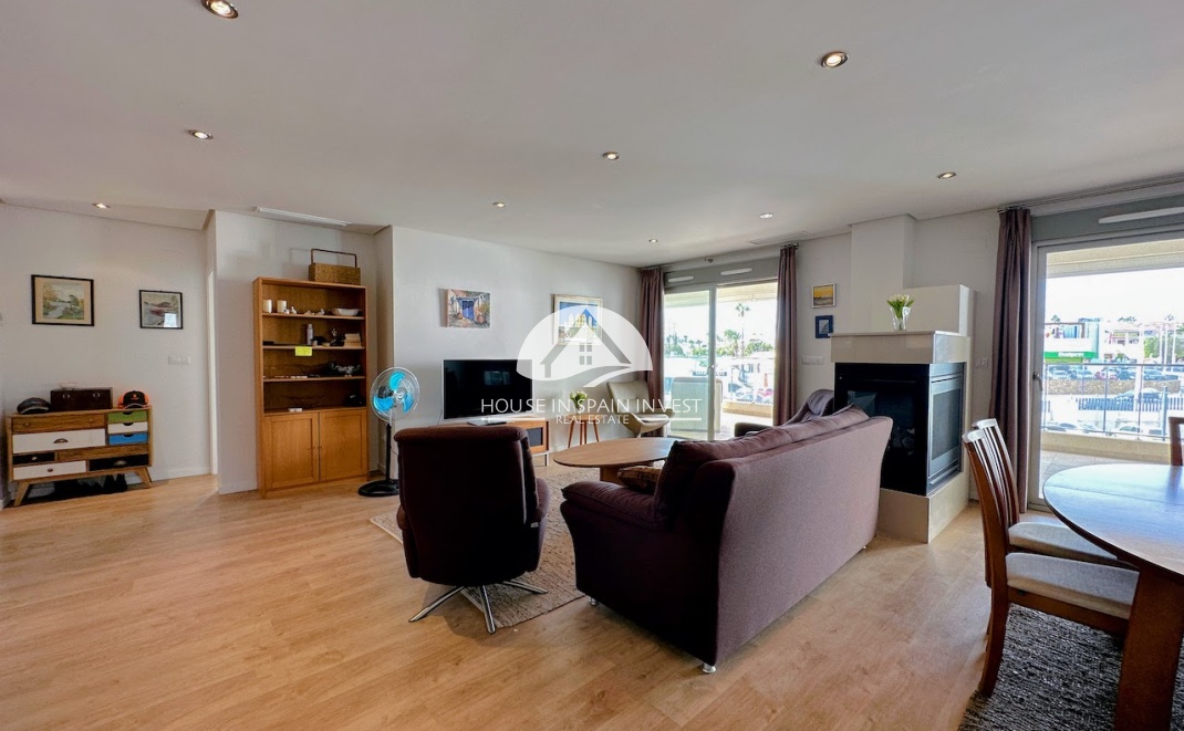 Resale - Apartment  - Orihuela Costa - La Zenia