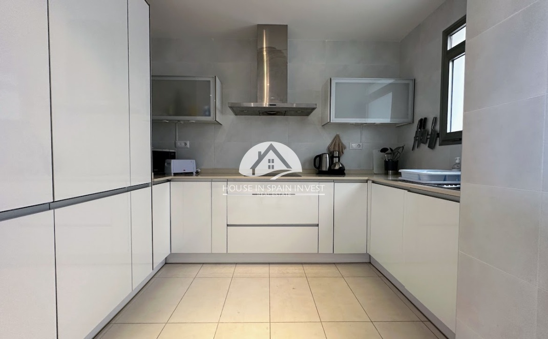 Resale - Apartment  - Orihuela Costa - La Zenia