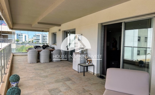 Resale - Apartment  - Orihuela Costa - La Zenia