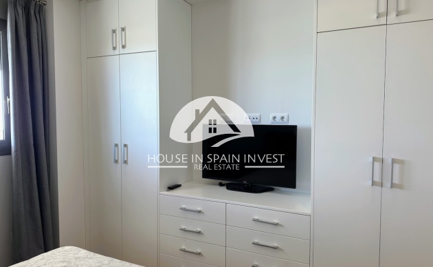Resale - Apartment  - Orihuela Costa - La Zenia