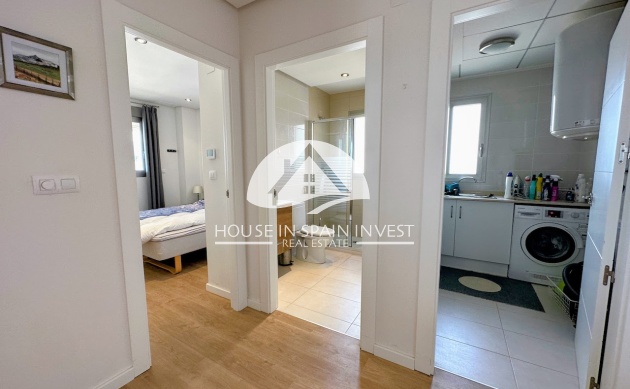 Resale - Apartment  - Orihuela Costa - La Zenia