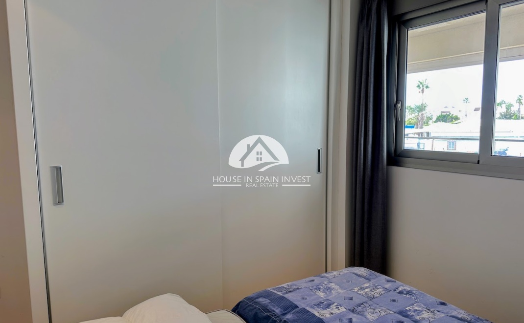 Resale - Apartment  - Orihuela Costa - La Zenia