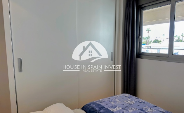 Resale - Apartment  - Orihuela Costa - La Zenia
