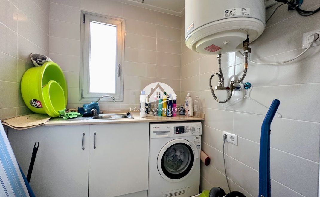 Resale - Apartment  - Orihuela Costa - La Zenia