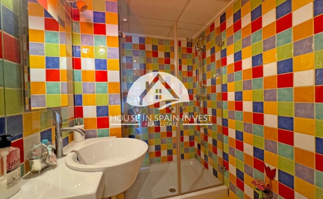 Resale - Apartment  - Torrevieja - Playa del Cura