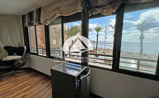 Resale - Apartment  - Torrevieja - Playa del Cura