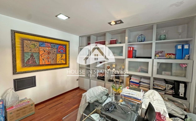 Resale - Apartment  - Torrevieja - Playa del Cura