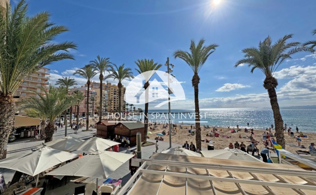 Resale - Apartment  - Torrevieja - Playa del Cura