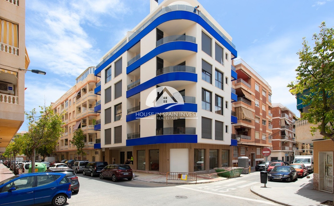 Resale - Apartment  - Torrevieja - Playa del Cura