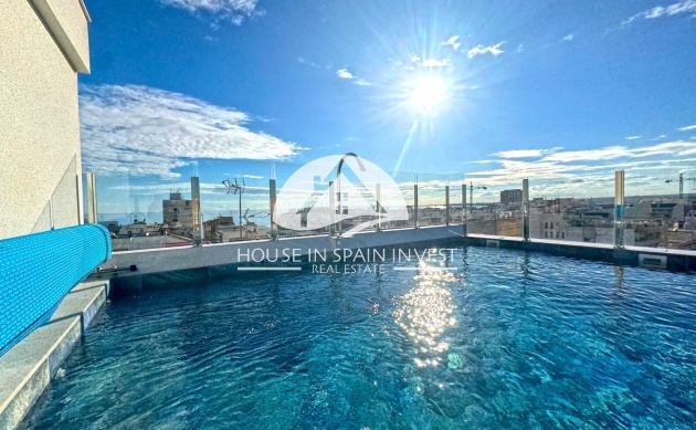 Resale - Apartment  - Torrevieja - Playa del Cura