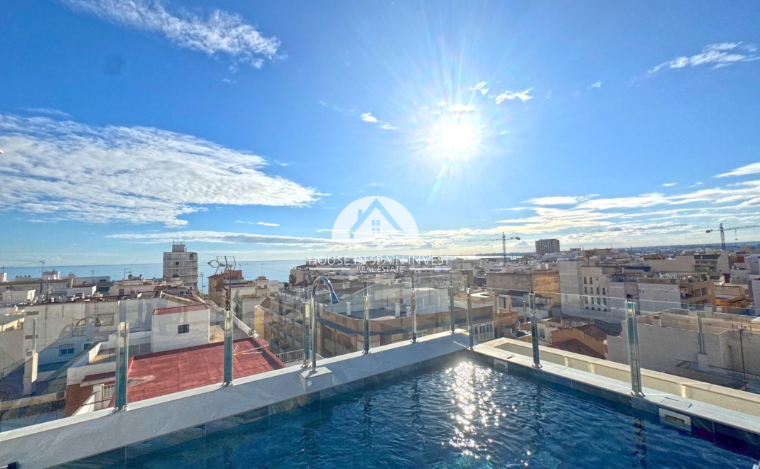 Resale - Apartment  - Torrevieja - Playa del Cura