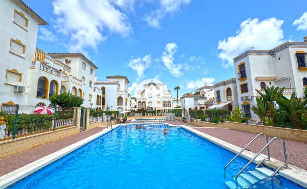 Resale - Apartment  - Torrevieja - La Mata