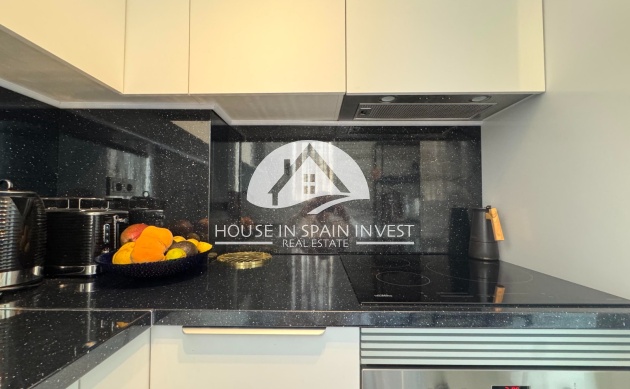 Resale - Apartment  - Torrevieja - La Mata