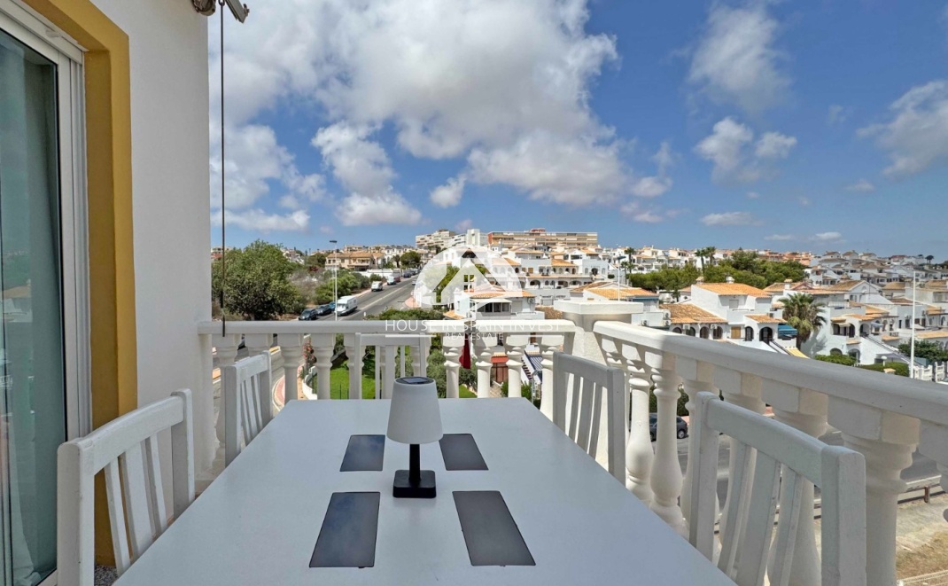 Resale - Apartment  - Torrevieja - La Mata