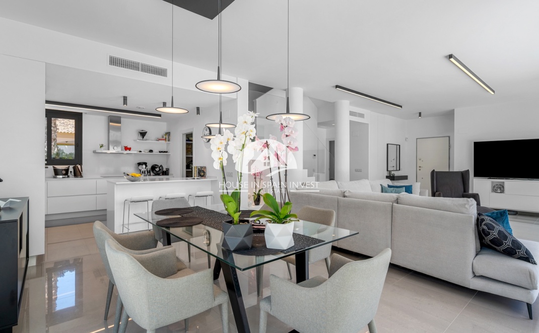 Resale - Villa - Guardamar del Segura - Guardamar - El Raso