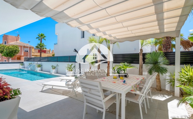 Resale - Villa - Guardamar del Segura - Guardamar - El Raso