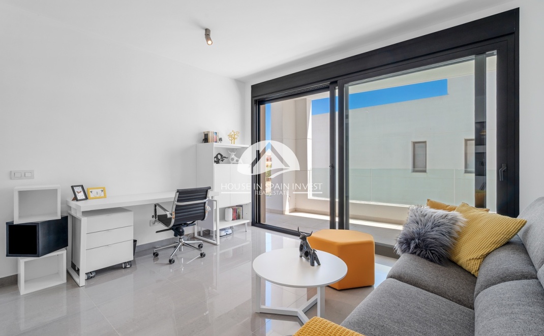 Resale - Villa - Guardamar del Segura - Guardamar - El Raso