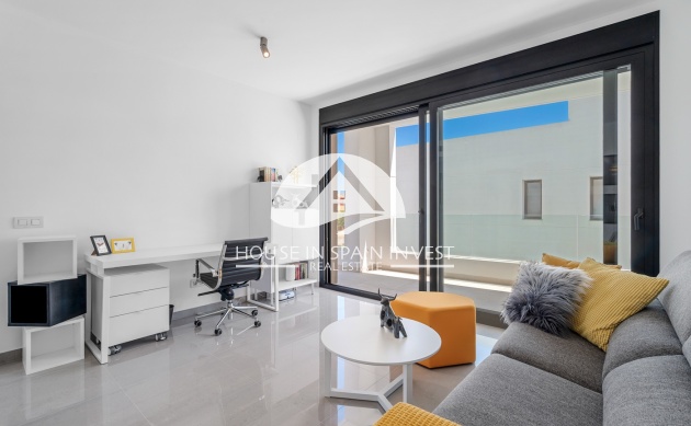 Resale - Villa - Guardamar del Segura - Guardamar - El Raso