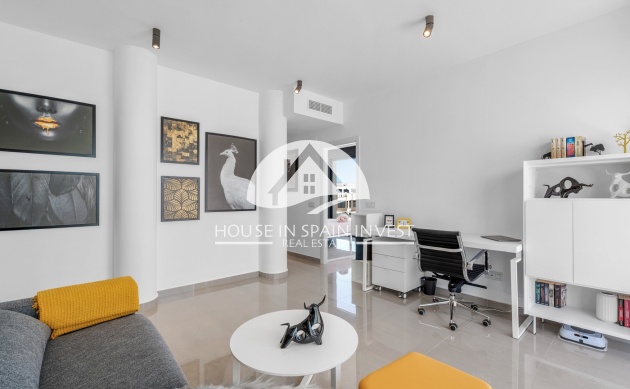 Resale - Villa - Guardamar del Segura - Guardamar - El Raso