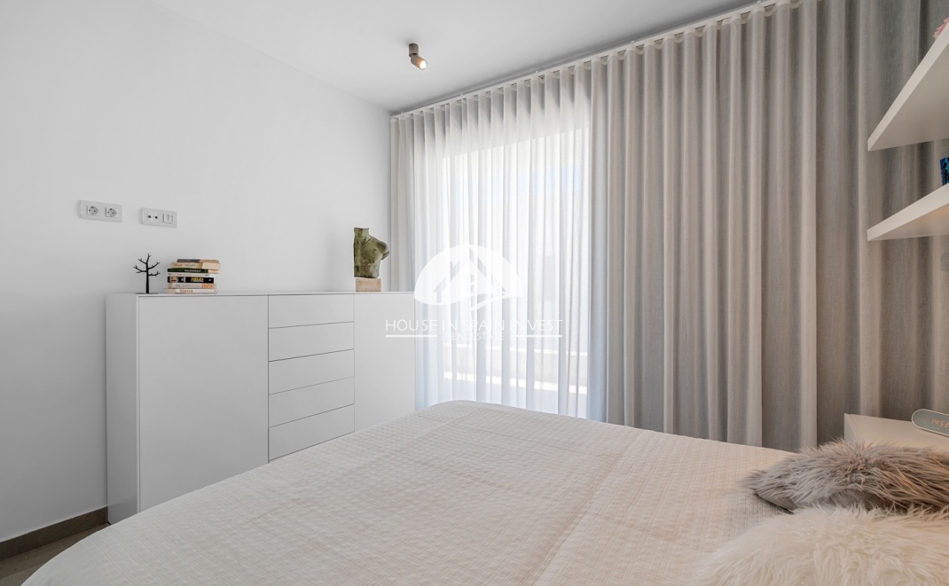 Resale - Villa - Guardamar del Segura - Guardamar - El Raso