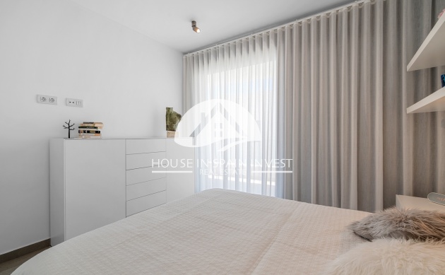 Resale - Villa - Guardamar del Segura - Guardamar - El Raso