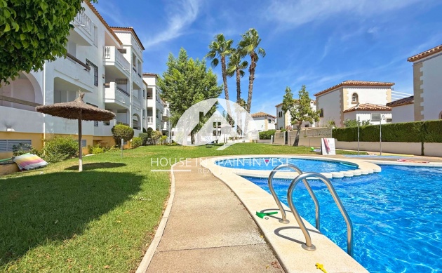 Resale - Apartment  - Orihuela Costa - Villamartín