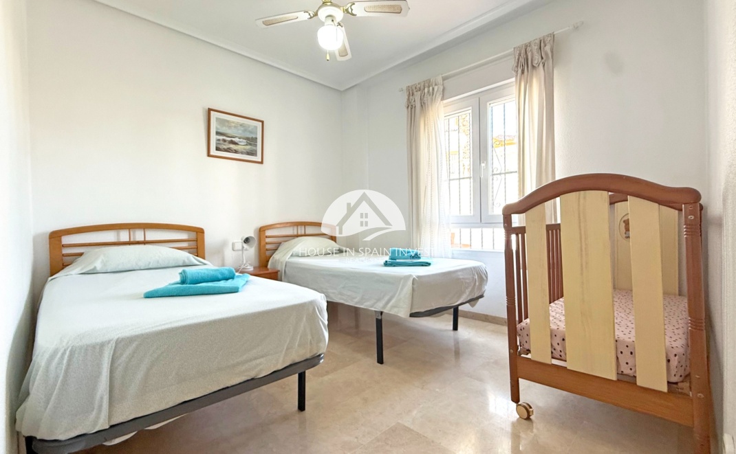 Resale - Apartment  - Orihuela Costa - Villamartín