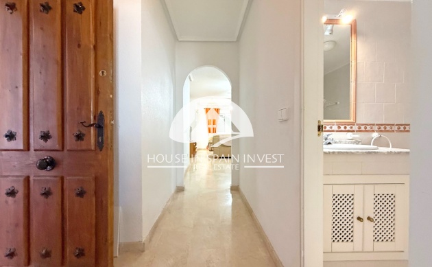 Resale - Apartment  - Orihuela Costa - Villamartín