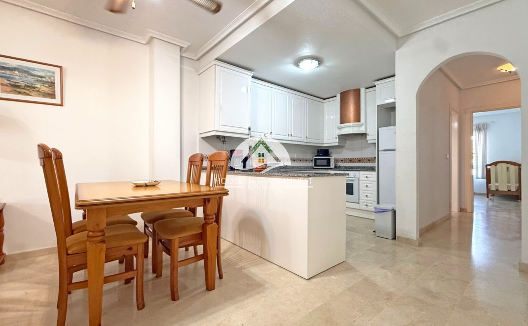 Resale - Apartment  - Orihuela Costa - Villamartín