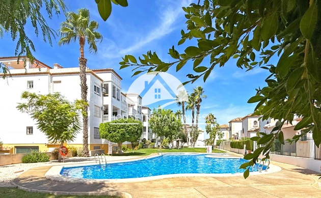 Resale - Apartment  - Orihuela Costa - Villamartín