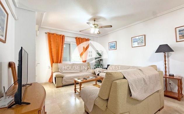Resale - Apartment  - Orihuela Costa - Villamartín