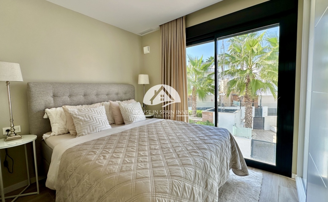 Resale - Villa - Orihuela Costa - Lomas De Cabo Roig