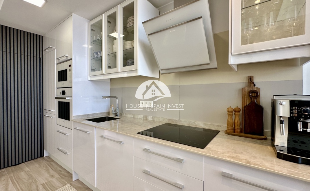 Resale - Villa - Orihuela Costa - Lomas De Cabo Roig