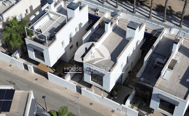 Resale - Villa - Orihuela Costa - Lomas De Cabo Roig