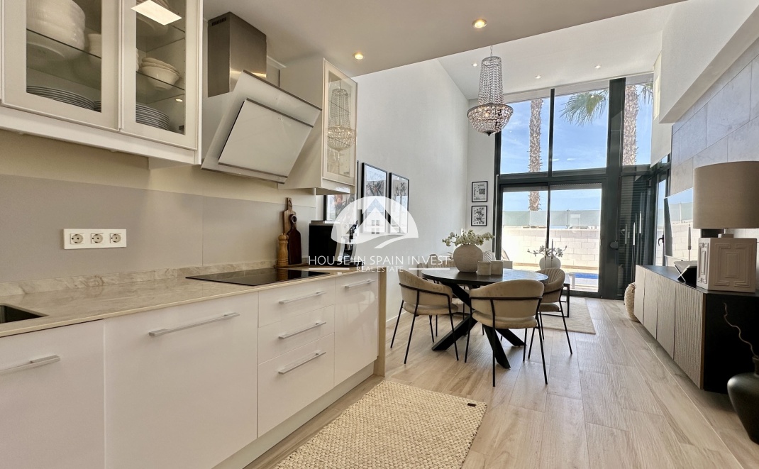 Resale - Villa - Orihuela Costa - Lomas De Cabo Roig