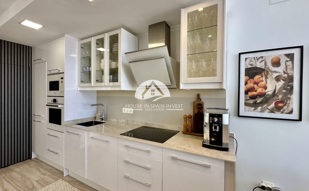 Resale - Villa - Orihuela Costa - Lomas De Cabo Roig